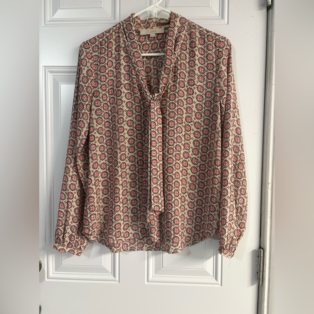 LOFT Pink and Cream Patterned Blouse✨